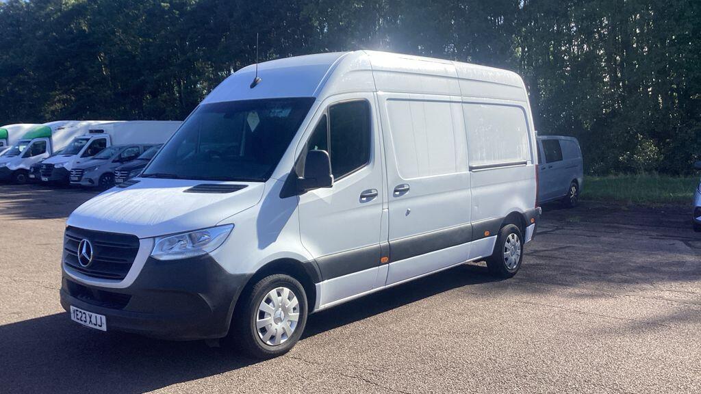 Mercedes-Benz Sprinter